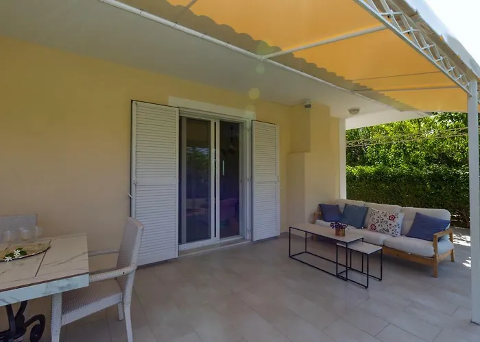 Apartment Pelagia Svoronata